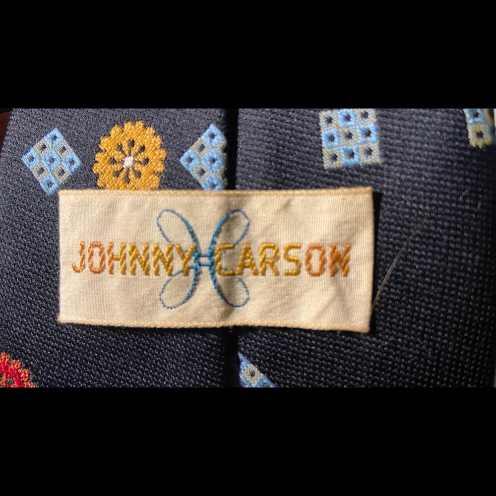 JOHNNY CARSON tie...a clothing line🤷‍♀️ Who knew?
